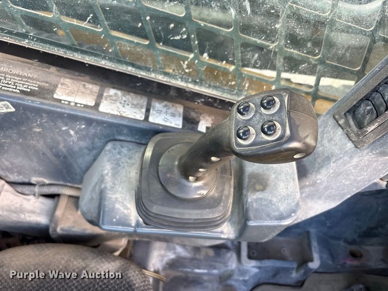 image for item FJ2010 2014 John Deere 328E skid steer loader