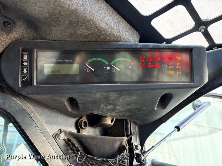 image for item FJ2010 2014 John Deere 328E skid steer loader