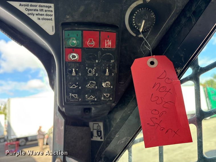image for item FJ2010 2014 John Deere 328E skid steer loader