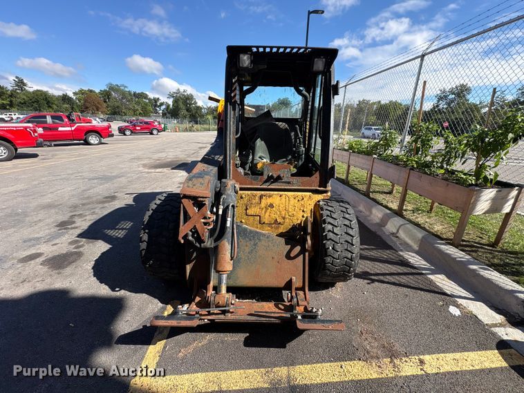 image for item FJ2011 2002 JCB 190 skid steer loader