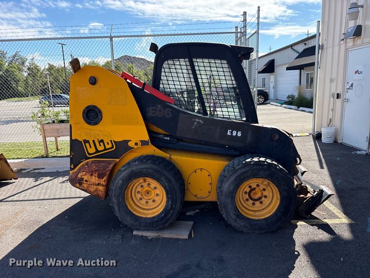 image for item FJ2011 2002 JCB 190 skid steer loader