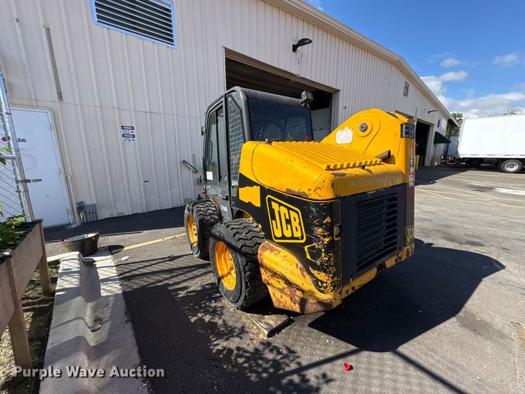 image for item FJ2011 2002 JCB 190 skid steer loader