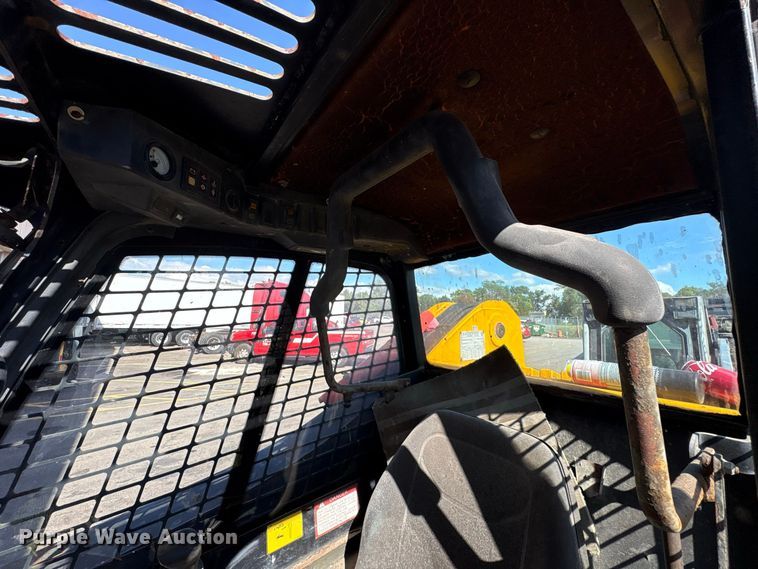 image for item FJ2011 2002 JCB 190 skid steer loader