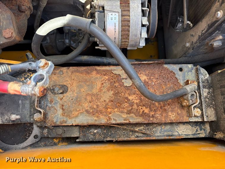 image for item FJ2011 2002 JCB 190 skid steer loader