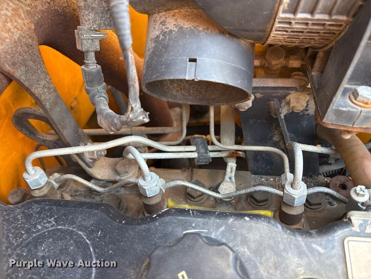 image for item FJ2011 2002 JCB 190 skid steer loader