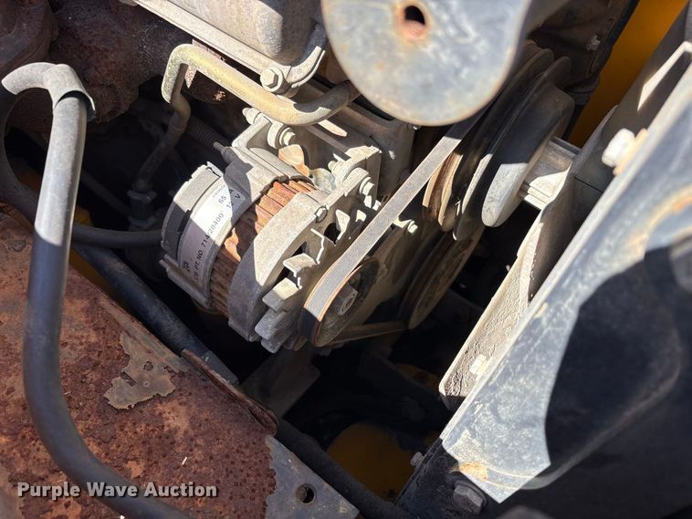 image for item FJ2011 2002 JCB 190 skid steer loader