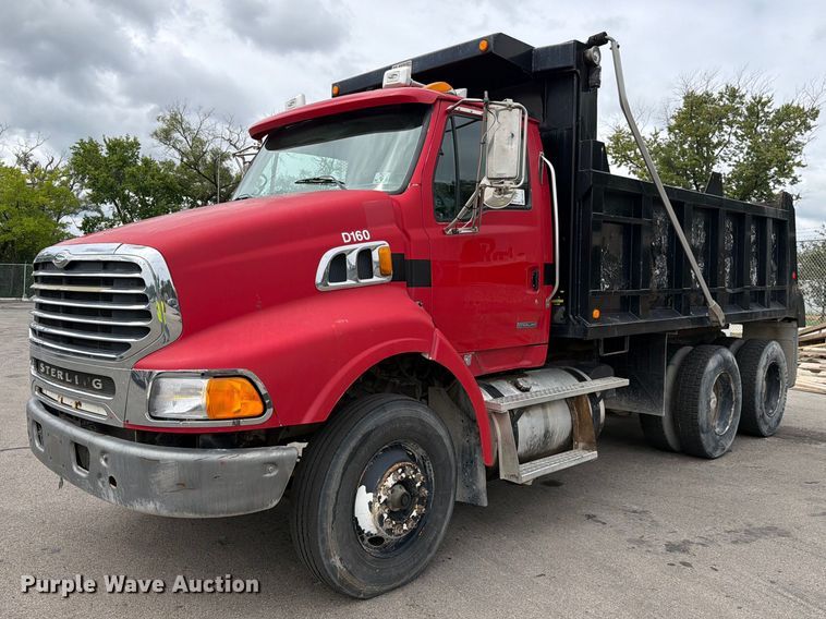 2008 Sterling Truck L8500 Series dump truck