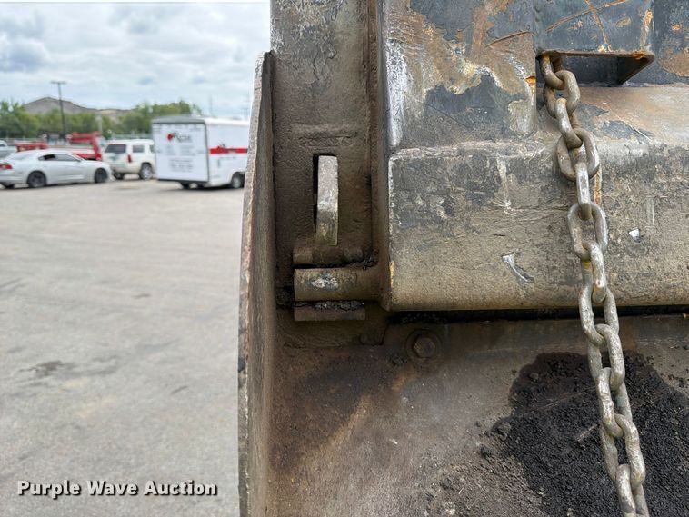 image for item FJ2012 2008 Sterling Truck L8500 Series dump truck