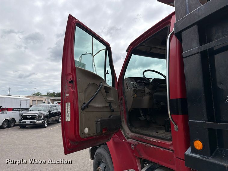 image for item FJ2012 2008 Sterling Truck L8500 Series dump truck