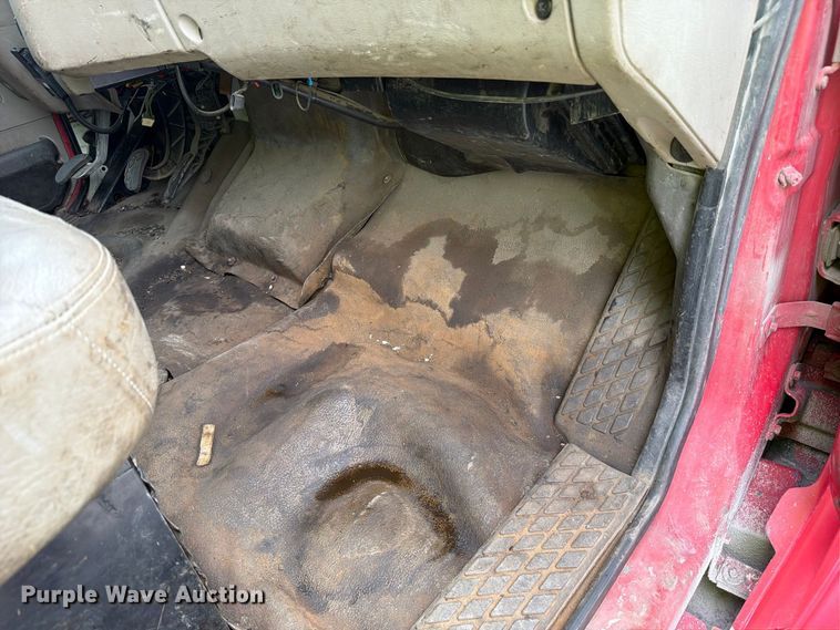 image for item FJ2012 2008 Sterling Truck L8500 Series dump truck
