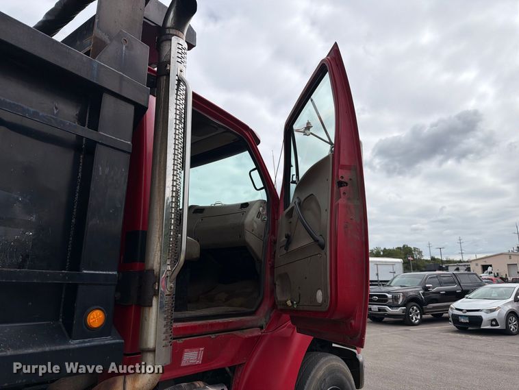 image for item FJ2012 2008 Sterling Truck L8500 Series dump truck