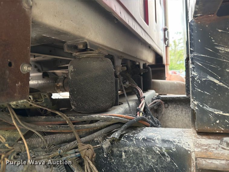 image for item FJ2012 2008 Sterling Truck L8500 Series dump truck