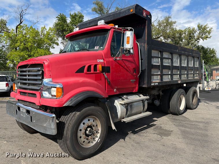 2008 Sterling Truck L9500 Series dump truck