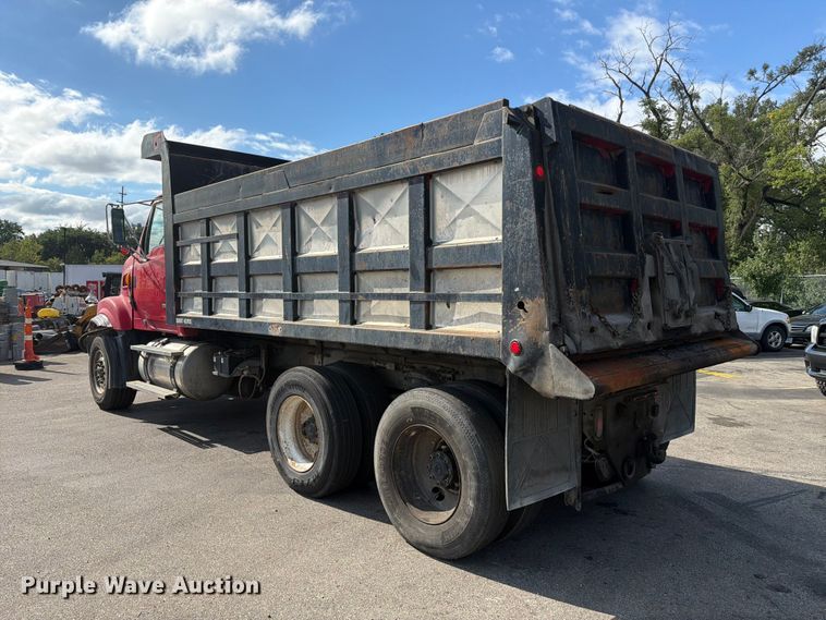 image for item FJ2014 2008 Sterling Truck L9500 Series dump truck