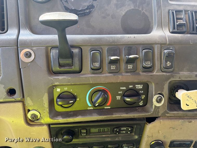 image for item FJ2014 2008 Sterling Truck L9500 Series dump truck