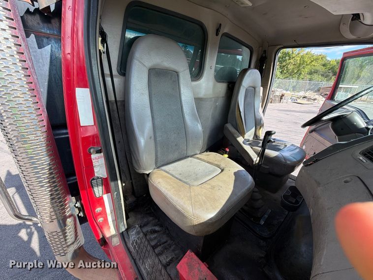 image for item FJ2014 2008 Sterling Truck L9500 Series dump truck