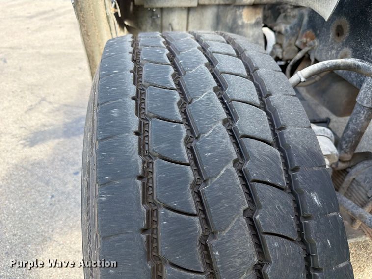 image for item FJ2014 2008 Sterling Truck L9500 Series dump truck