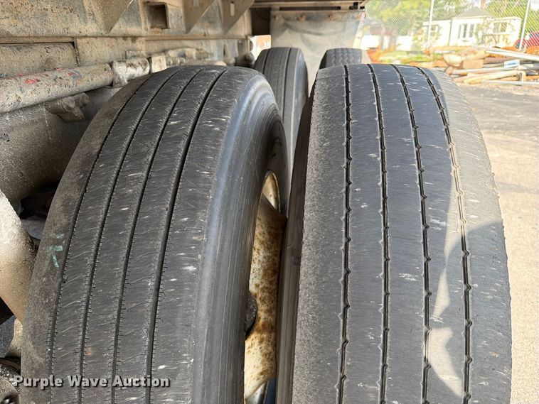 image for item FJ2014 2008 Sterling Truck L9500 Series dump truck