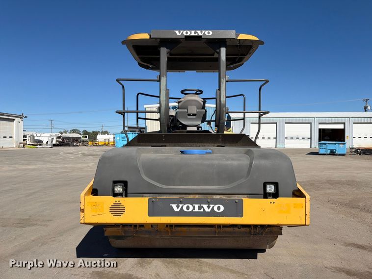 image for item FJ2030 2015 Volvo DD140B double drum vibratory roller