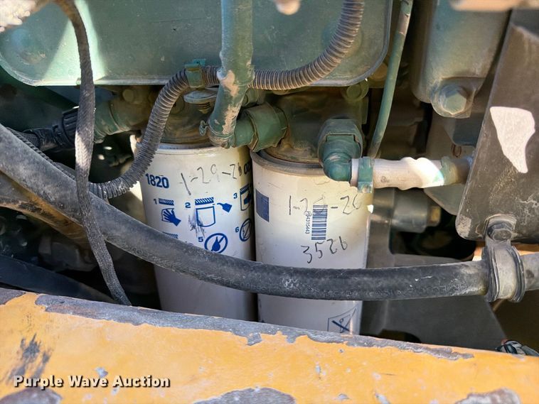 image for item FJ2030 2015 Volvo DD140B double drum vibratory roller