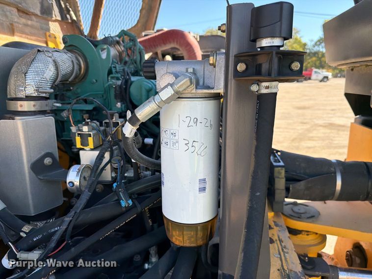 image for item FJ2030 2015 Volvo DD140B double drum vibratory roller