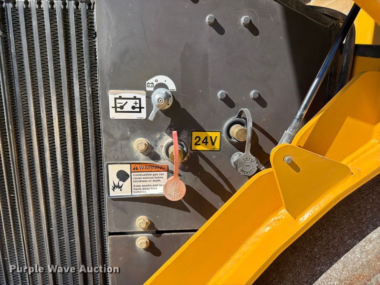 image for item FJ2030 2015 Volvo DD140B double drum vibratory roller