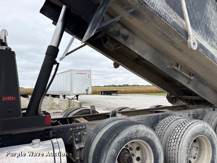 image for item FK2157 2006 Mack CT713 dump truck