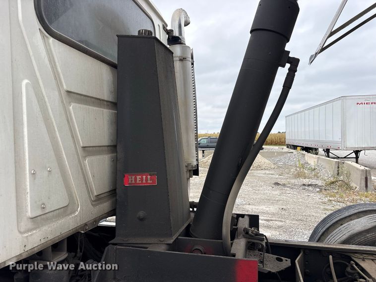 image for item FK2157 2006 Mack CT713 dump truck