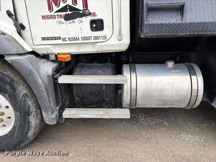 image for item FK2157 2006 Mack CT713 dump truck