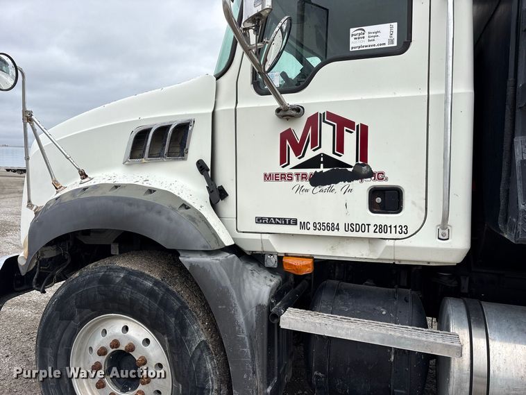 image for item FK2157 2006 Mack CT713 dump truck