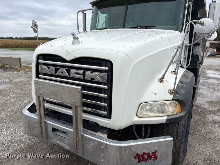 image for item FK2157 2006 Mack CT713 dump truck