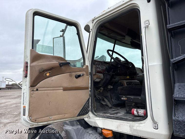 image for item FK2157 2006 Mack CT713 dump truck