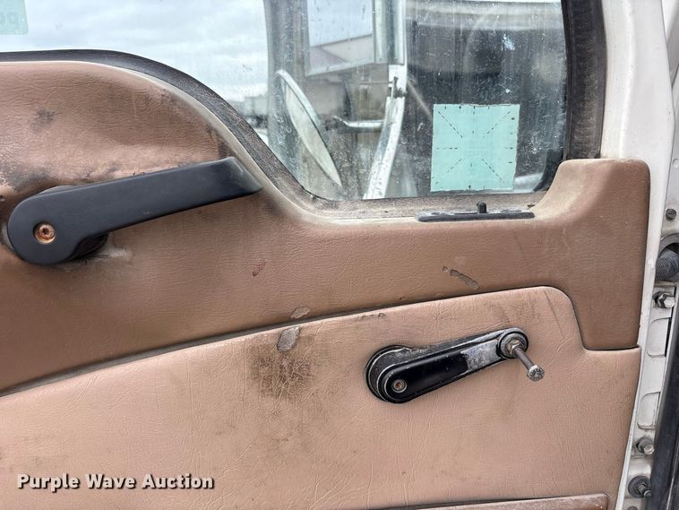 image for item FK2157 2006 Mack CT713 dump truck