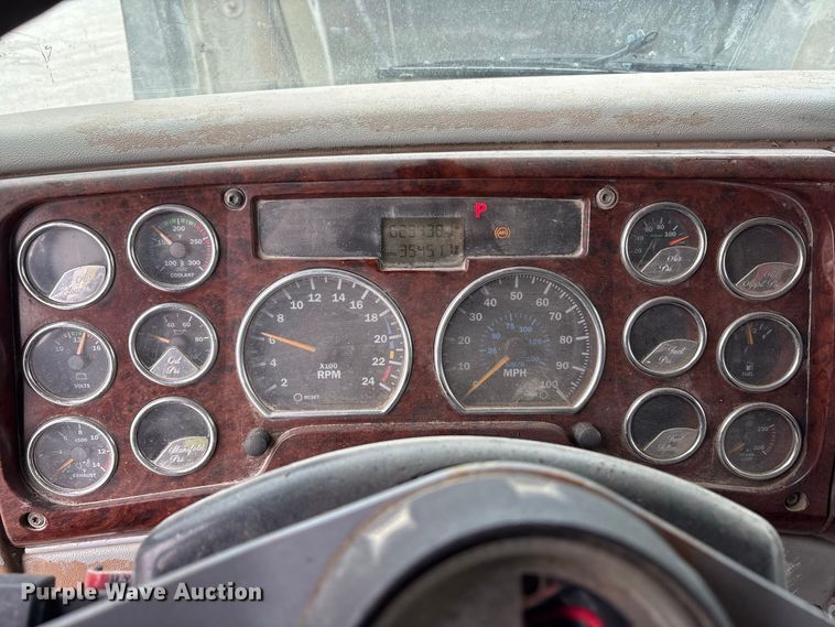image for item FK2157 2006 Mack CT713 dump truck