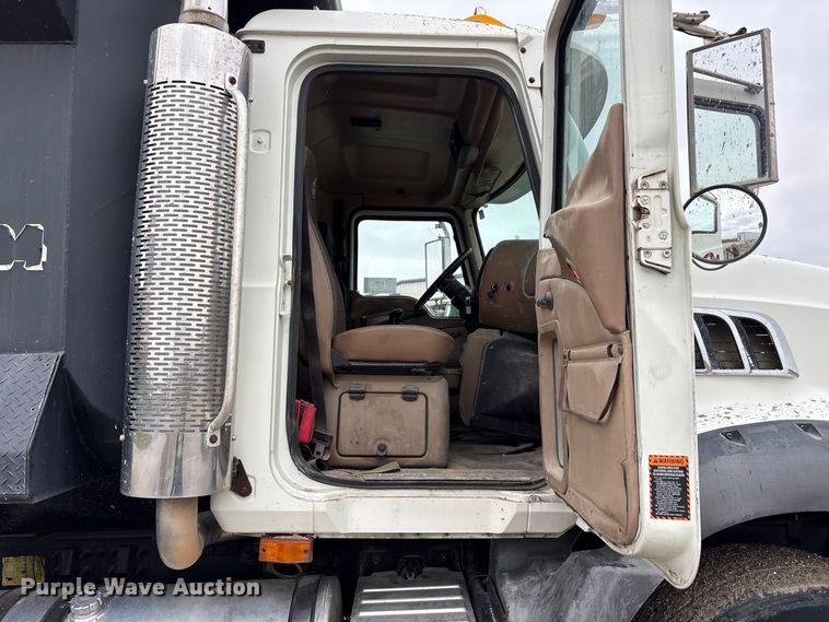 image for item FK2157 2006 Mack CT713 dump truck