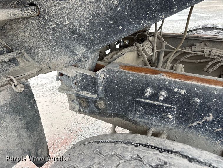 image for item FK2157 2006 Mack CT713 dump truck