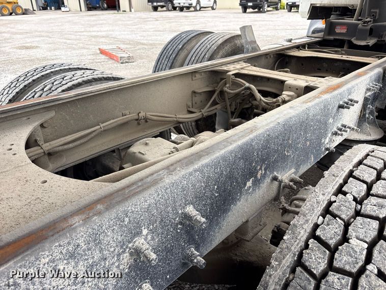 image for item FK2157 2006 Mack CT713 dump truck