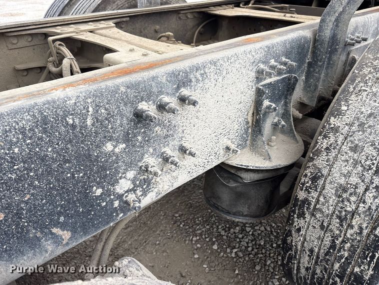 image for item FK2157 2006 Mack CT713 dump truck
