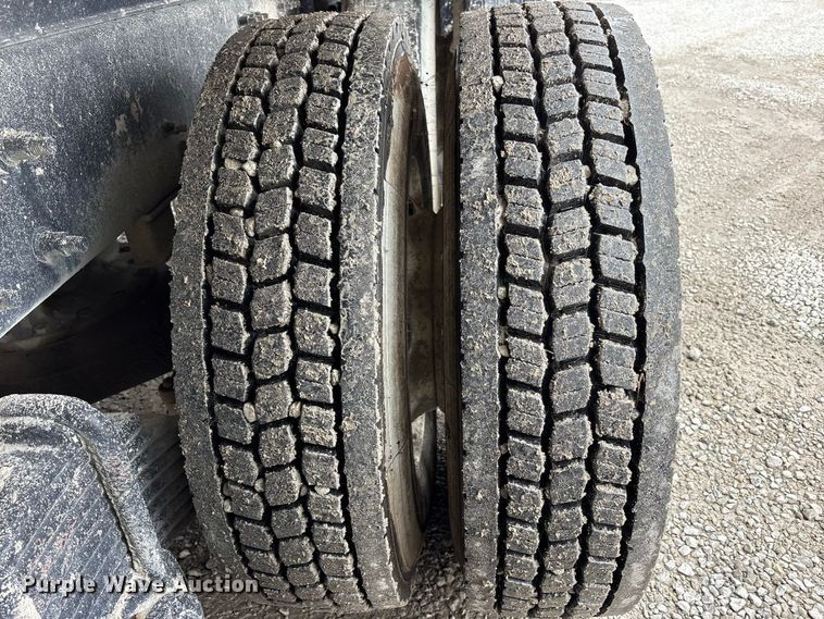 image for item FK2157 2006 Mack CT713 dump truck