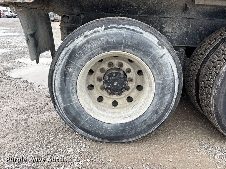 image for item FK2157 2006 Mack CT713 dump truck