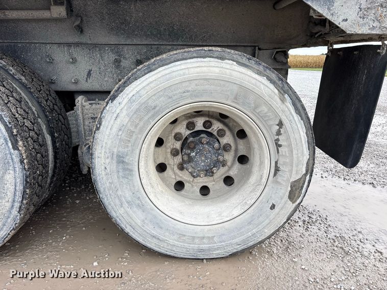 image for item FK2157 2006 Mack CT713 dump truck