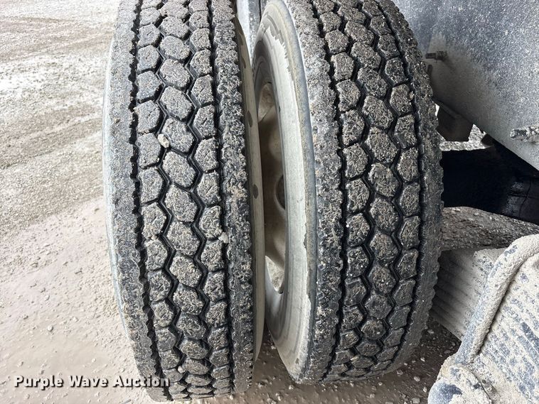 image for item FK2157 2006 Mack CT713 dump truck