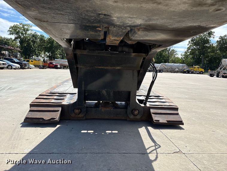 image for item FK2160 2005 Talbert lowboy equipment trailer