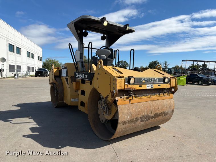 image for item FK2161 2003 Caterpillar CB-534D XW double drum vibratory roller