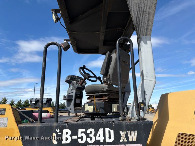 image for item FK2161 2003 Caterpillar CB-534D XW double drum vibratory roller