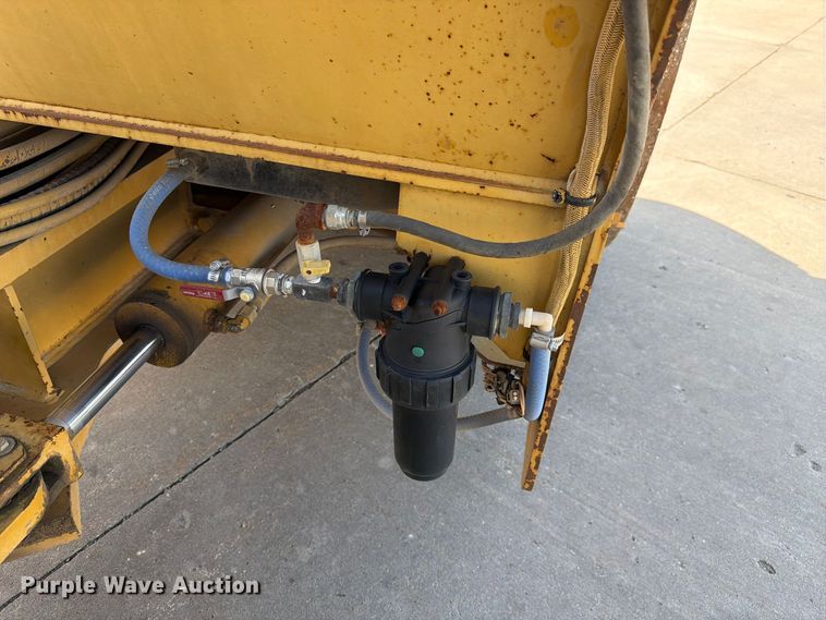 image for item FK2161 2003 Caterpillar CB-534D XW double drum vibratory roller