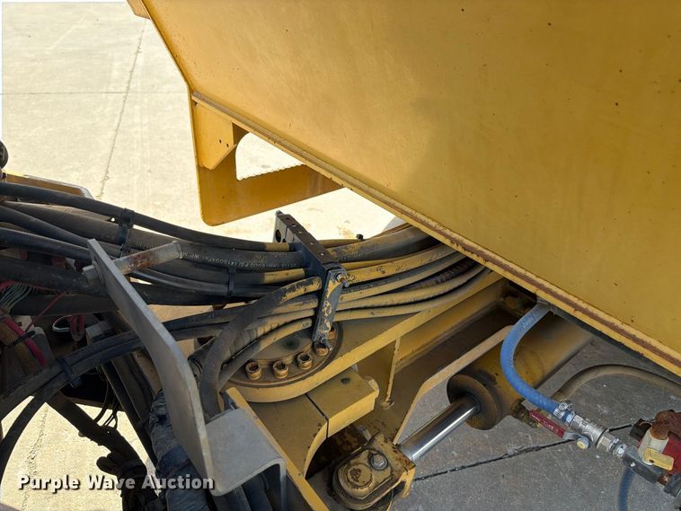 image for item FK2161 2003 Caterpillar CB-534D XW double drum vibratory roller