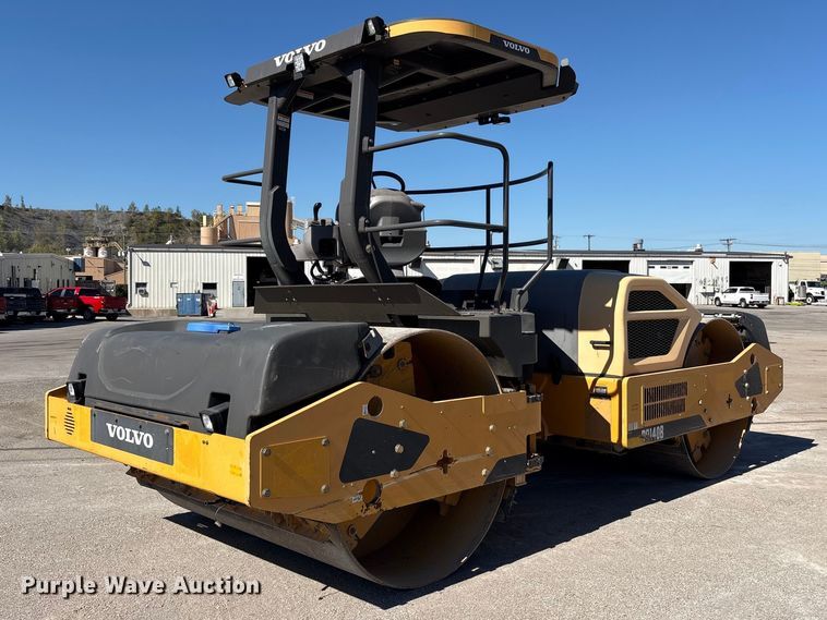 2014 Volvo DD140B double drum vibratory roller