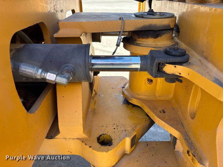 image for item FK2163 2014 Volvo DD140B double drum vibratory roller