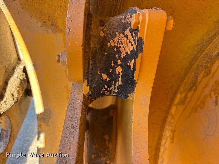 image for item FK2163 2014 Volvo DD140B double drum vibratory roller